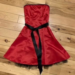 Jessica McClintock for Gunne Sax Modern Size 3